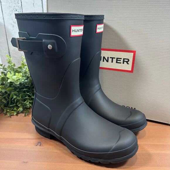 Hunter Women's Original Black Short Rain Boots Size 8 - Picture 2 of 6